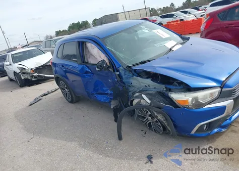 2016 Mitsubishi Outlander Sport 2.4 Se z USA, uszkodzony, nr VIN JA4AP3AW3GZ057295